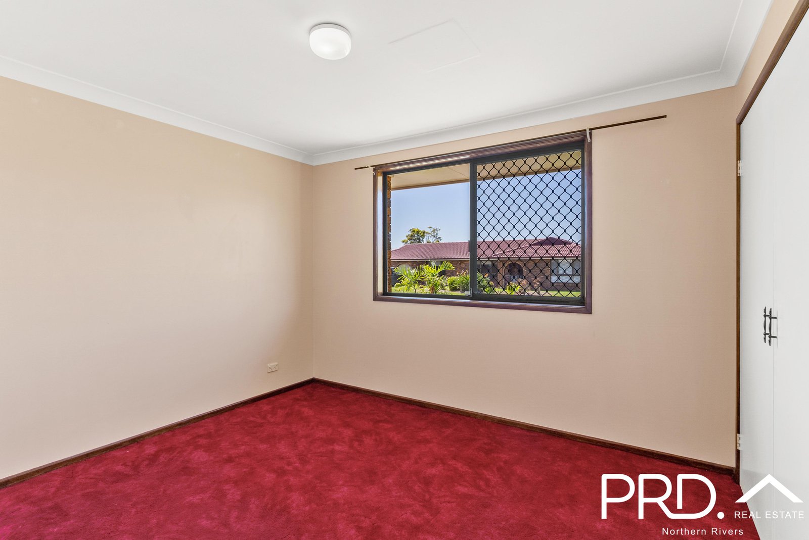 9 Frances Street CASINO 10