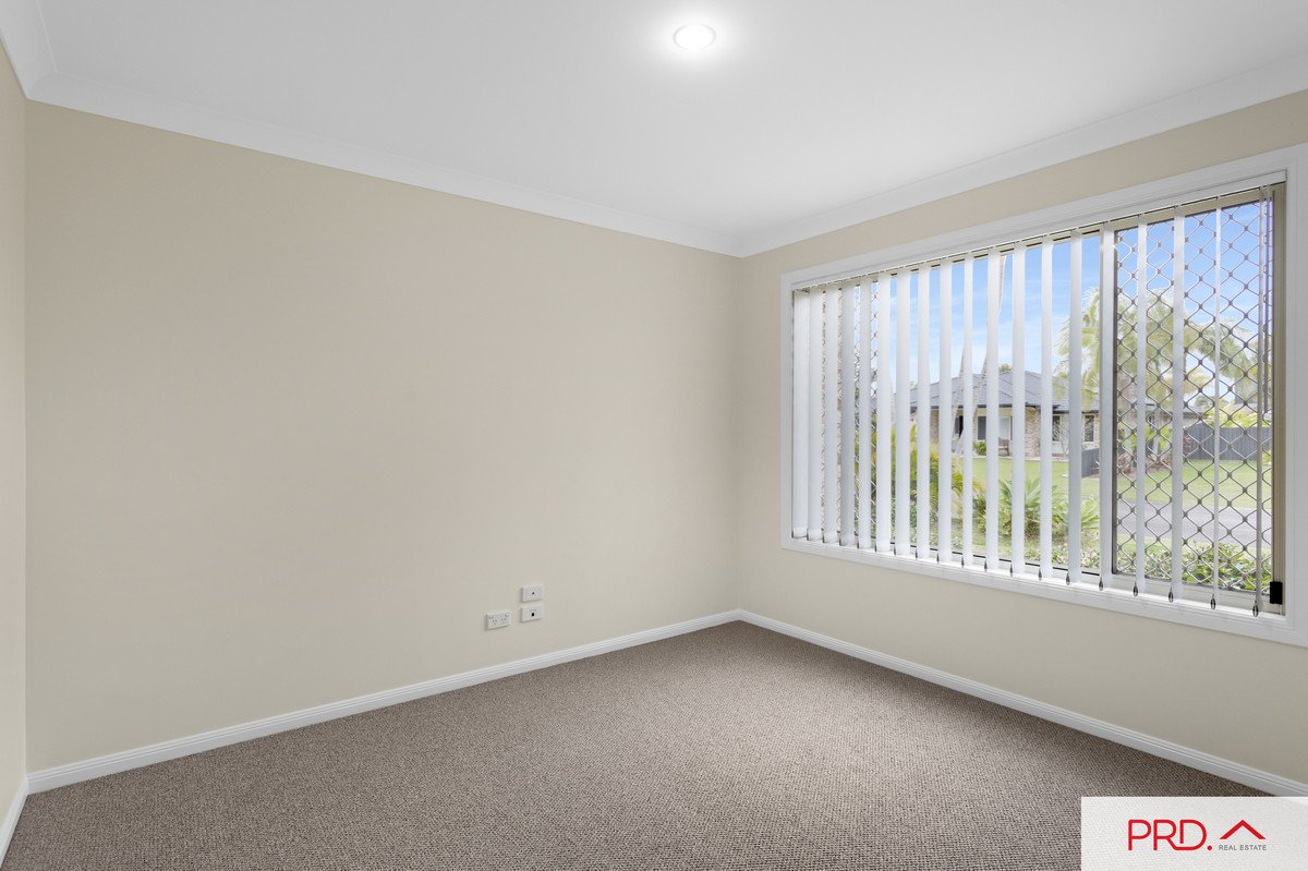9 Fulmar Place BURLEIGH WATERS 11
