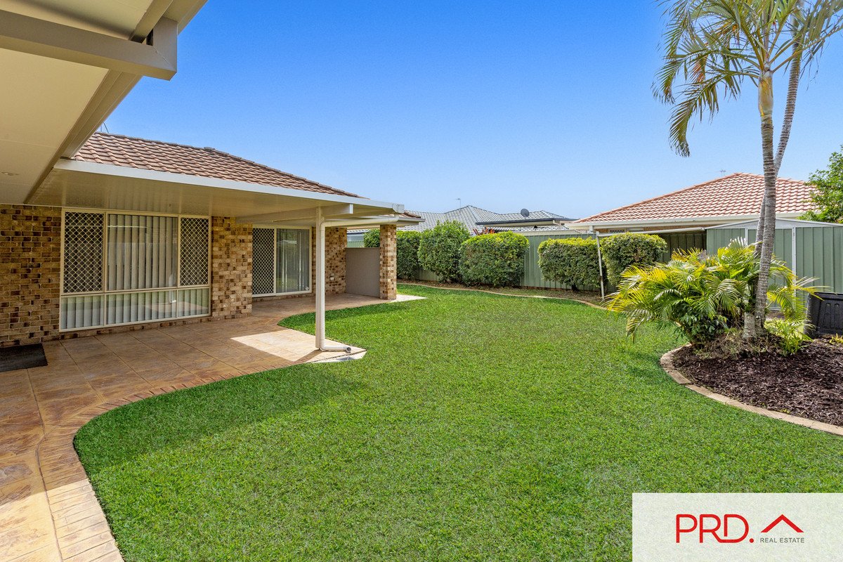 9 Fulmar Place BURLEIGH WATERS 13