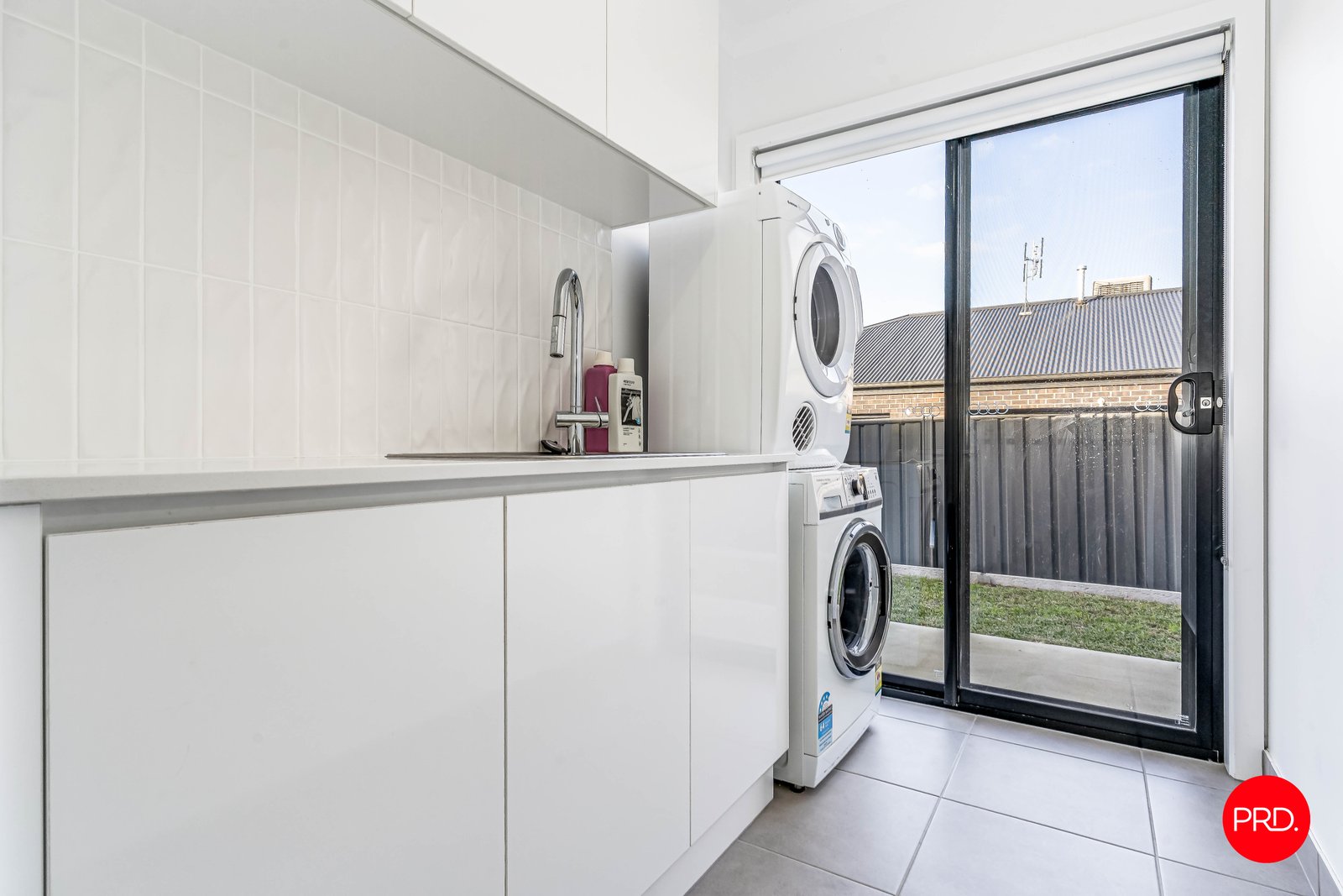 9 Galactic Avenue STRATHFIELDSAYE 16