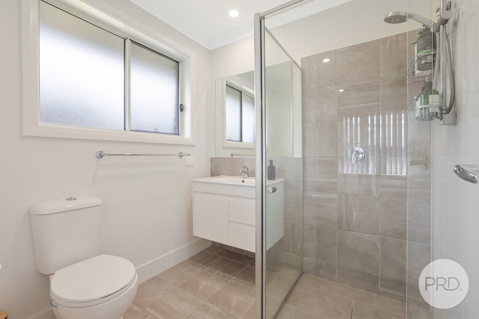 9 Galah Drive TAMWORTH 14