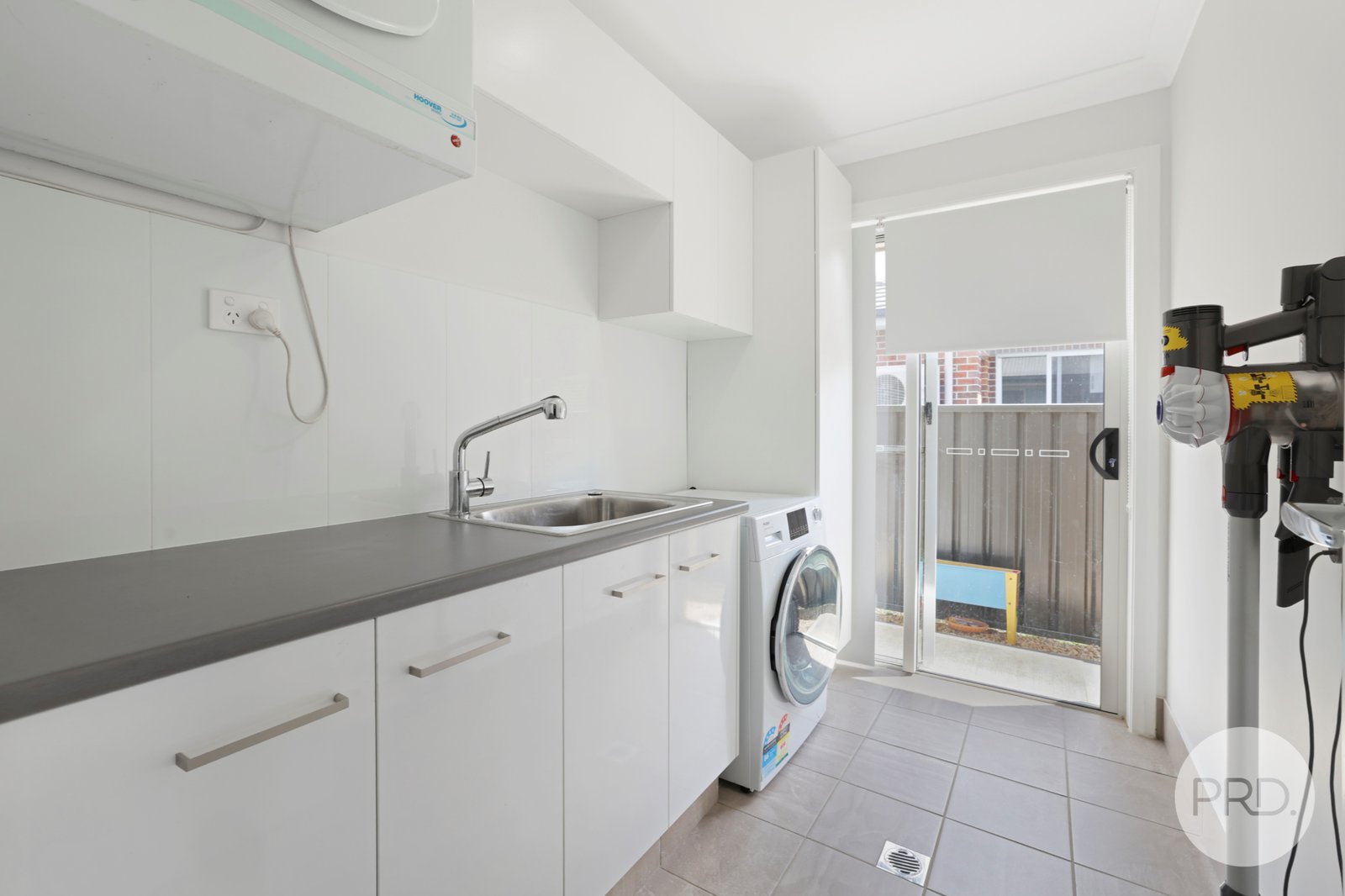 9 Galah Drive TAMWORTH 21