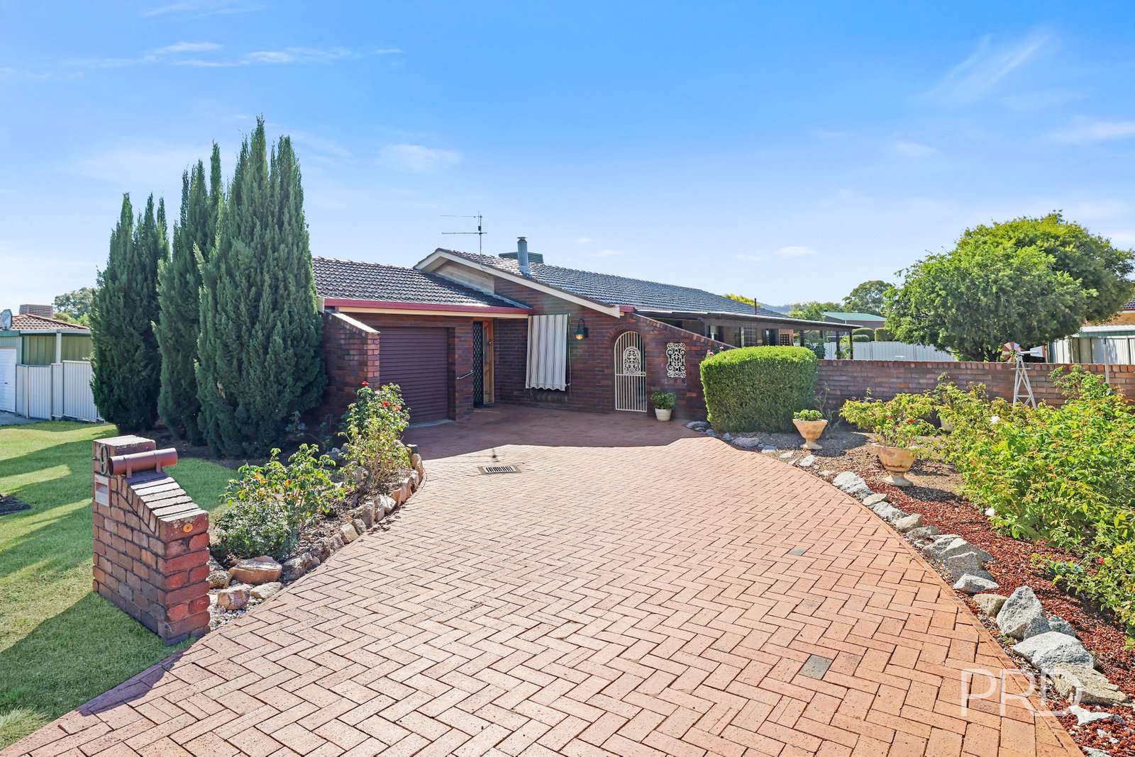9 Garden Street TAMWORTH 2