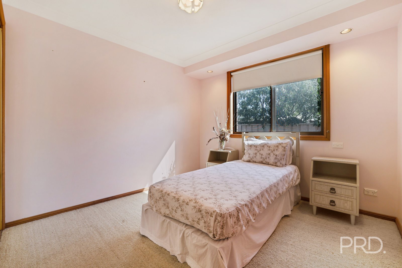 9 Garden Street TAMWORTH 4