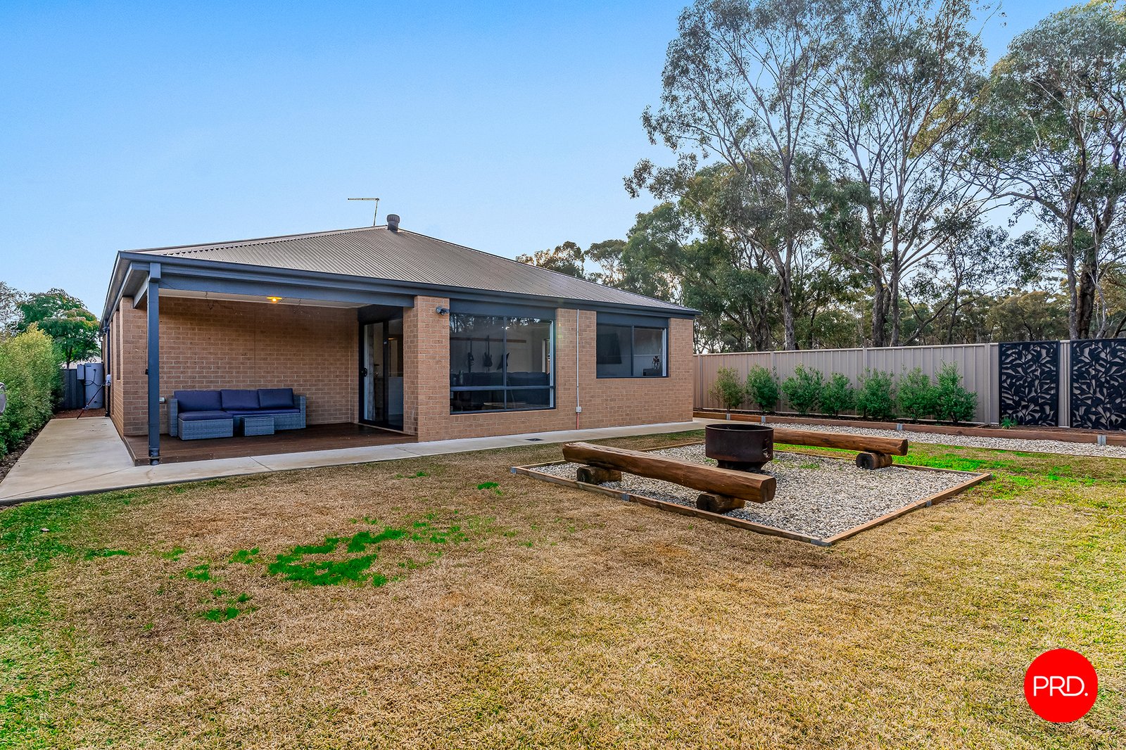9 Gelbray Street ASCOT 16