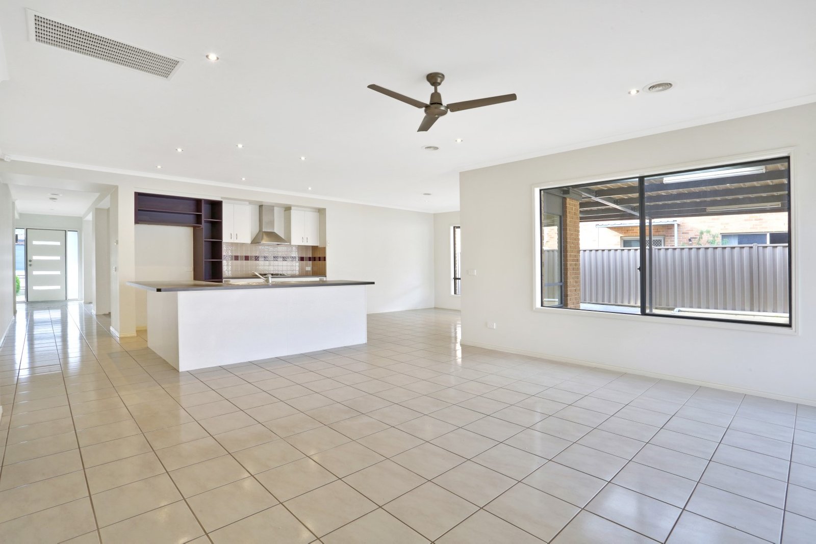 Gallery: 9 Gianluca Avenue