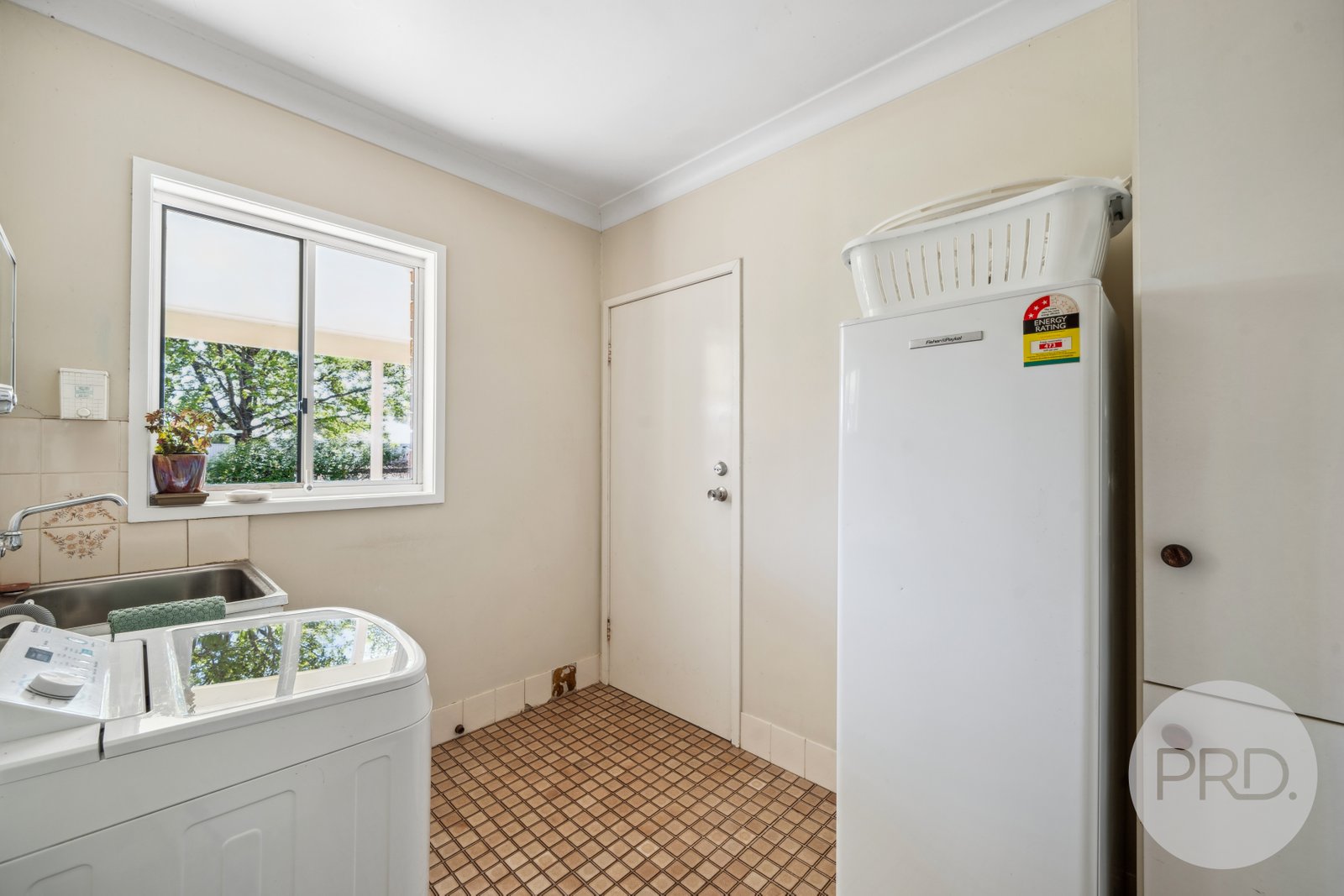 9 Gibson Street BOOROOMA 20