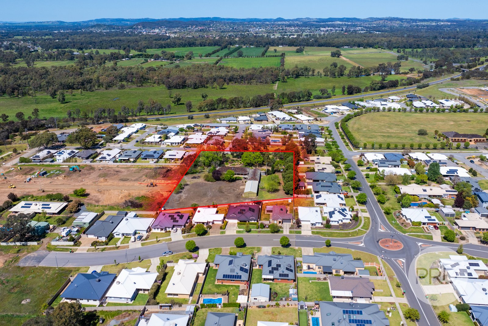 9 Gibson Street BOOROOMA 30