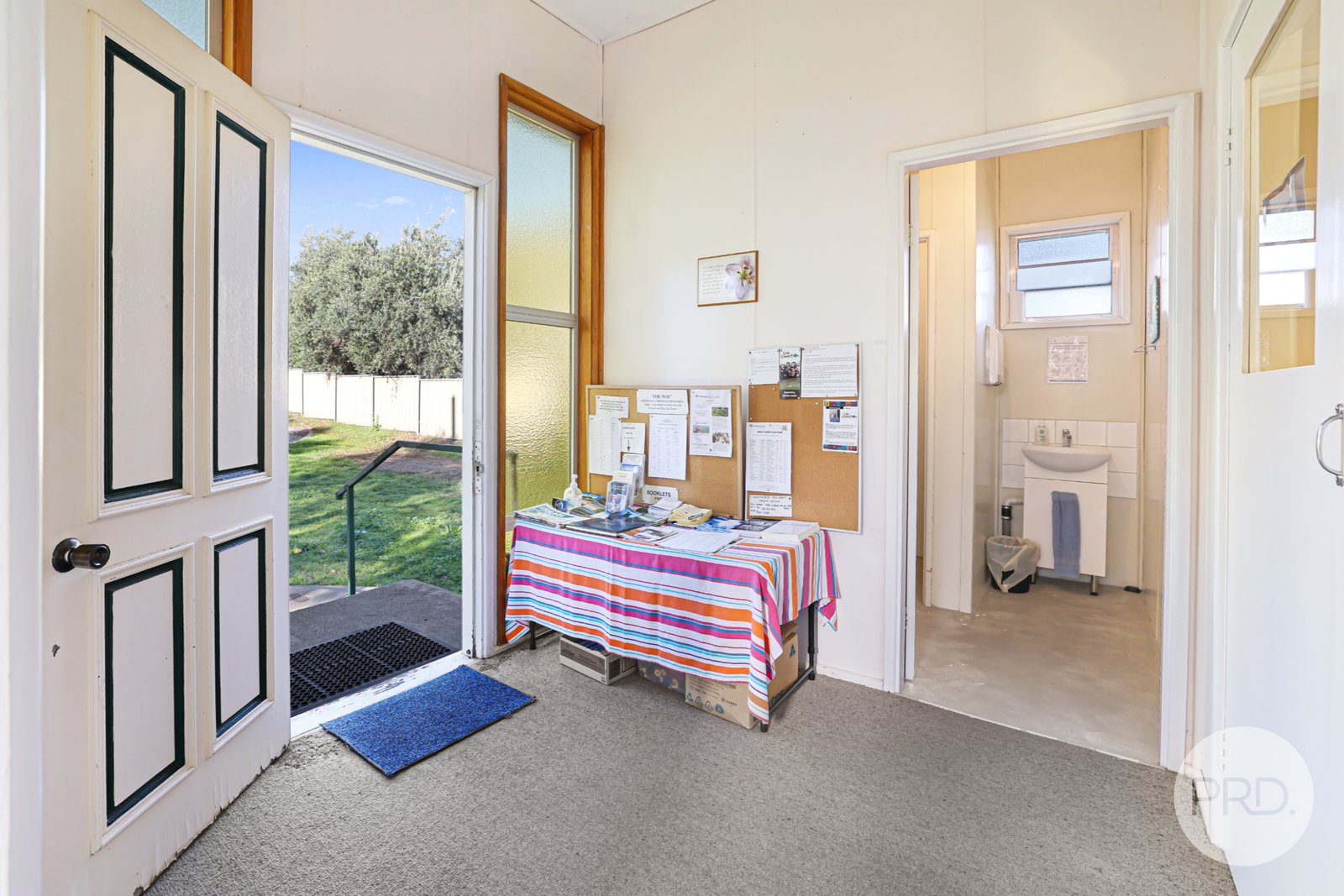 9 Gipps Street TAMWORTH 5