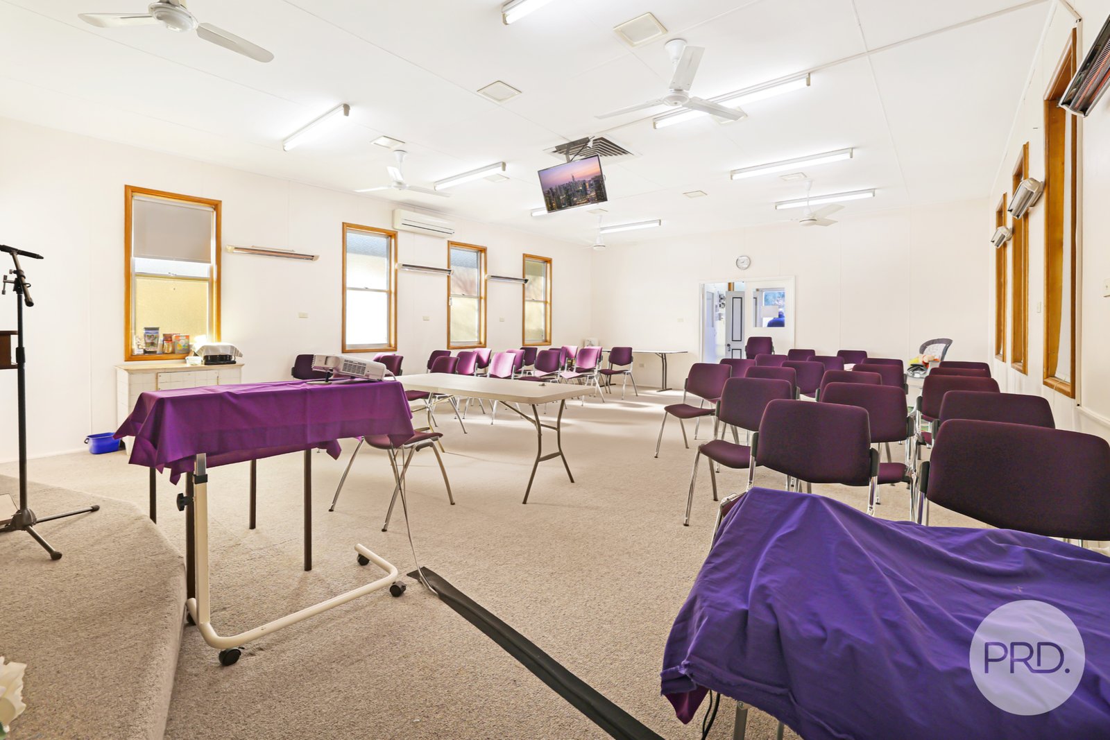 9 Gipps Street TAMWORTH 10