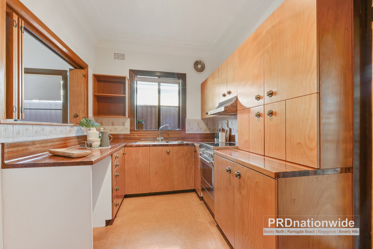 9 Girraween Street KINGSGROVE 3