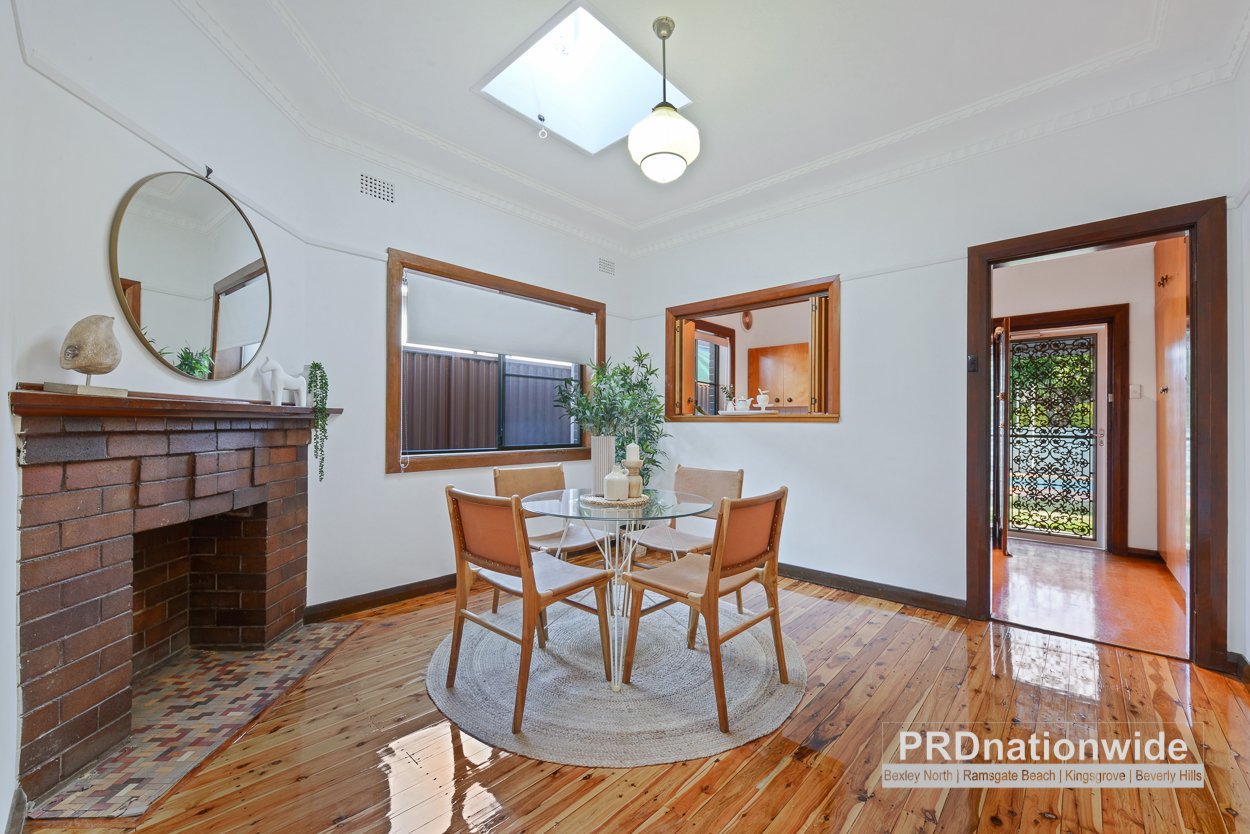 9 Girraween Street KINGSGROVE 4