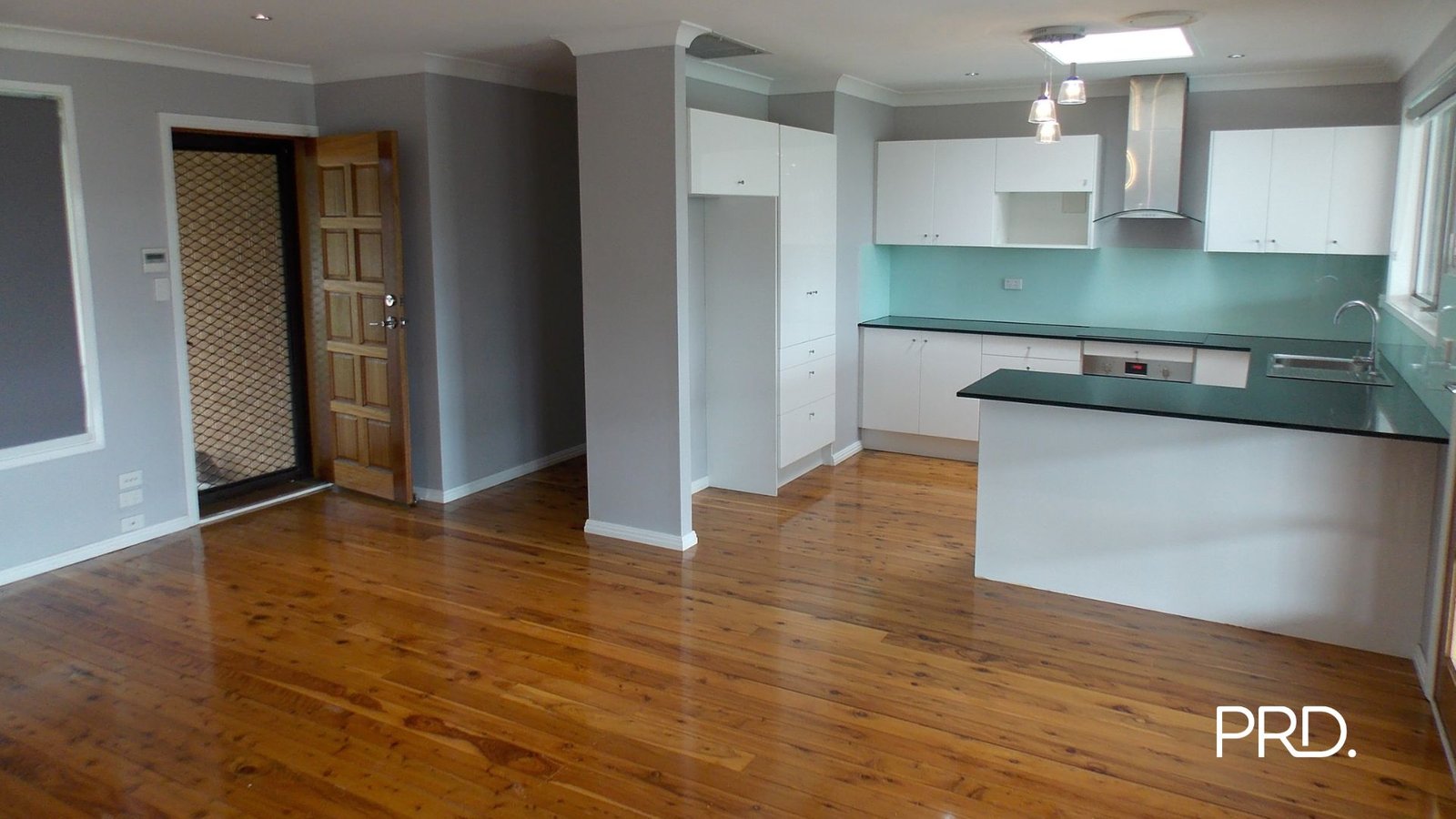 9 Gladswood Ave  South Penrith 4