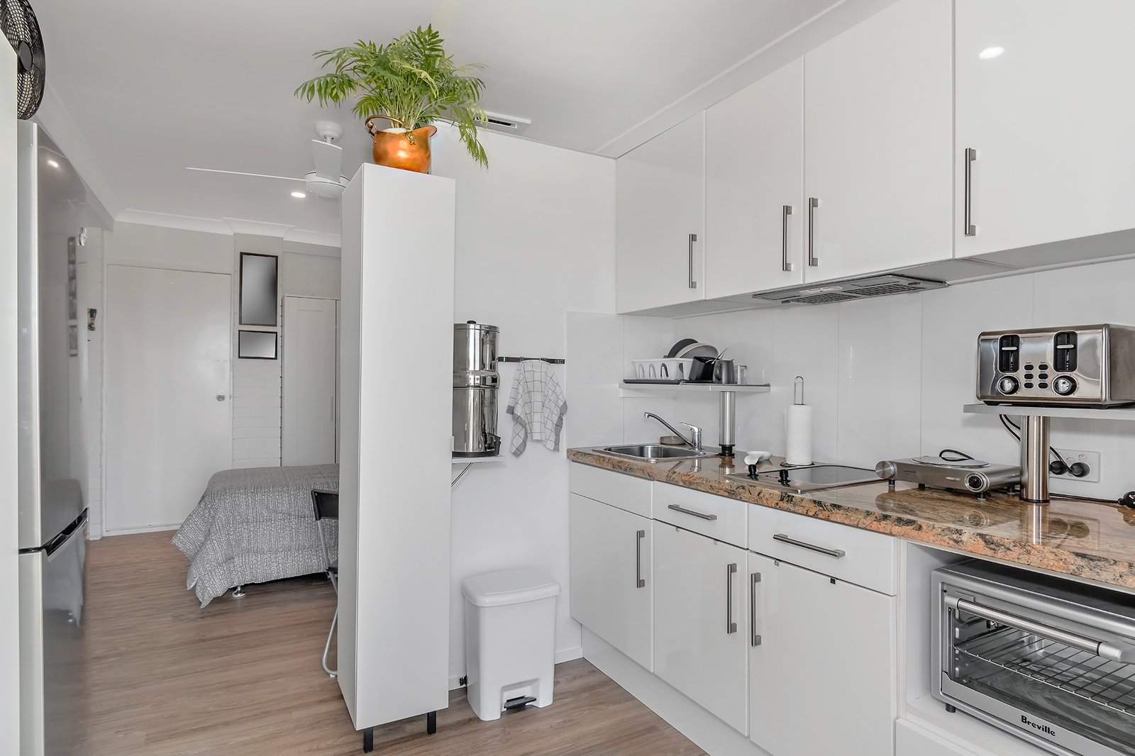 9 Glenn Court WORONGARY 13