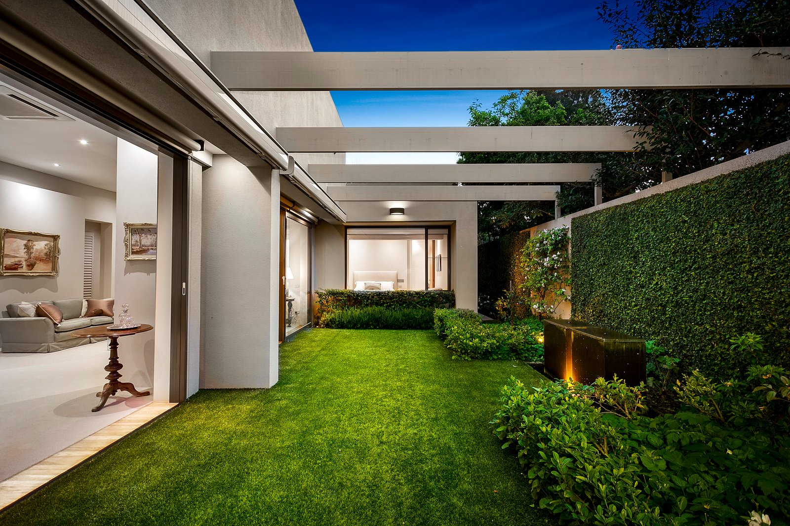 Real Estate and Property in 9 Glyndebourne Avenue, Toorak, VIC