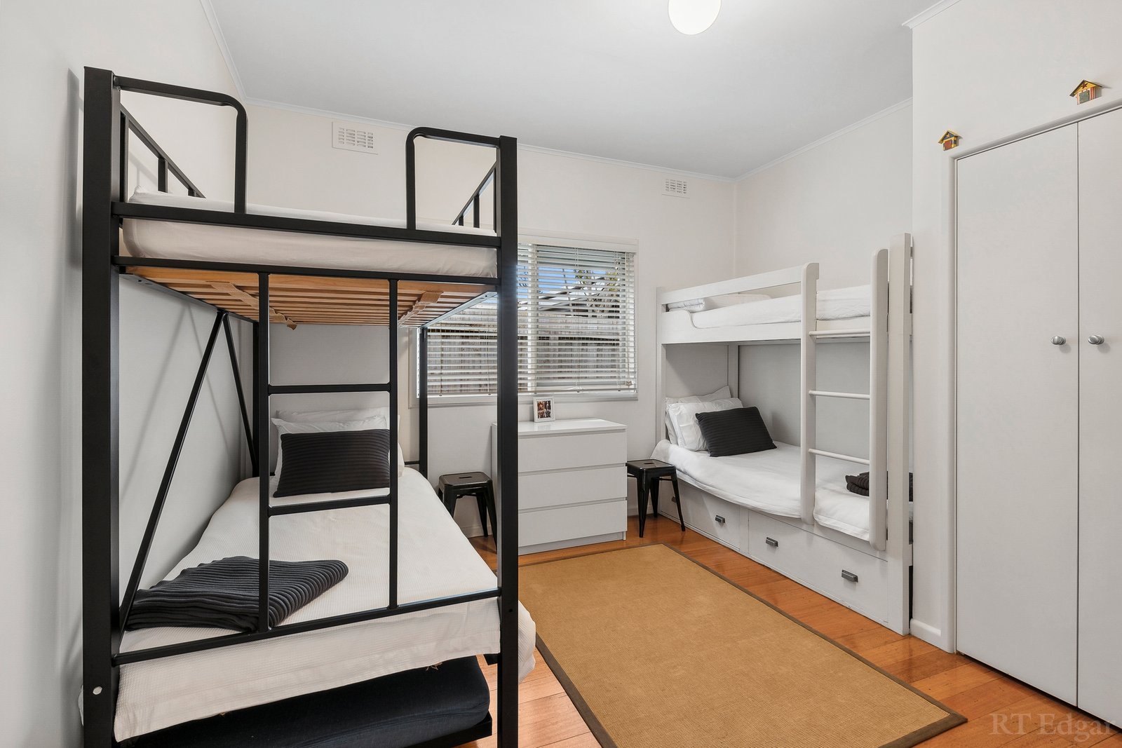 Real Estate and Property in 9 Golightly Street, Point Lonsdale, VIC