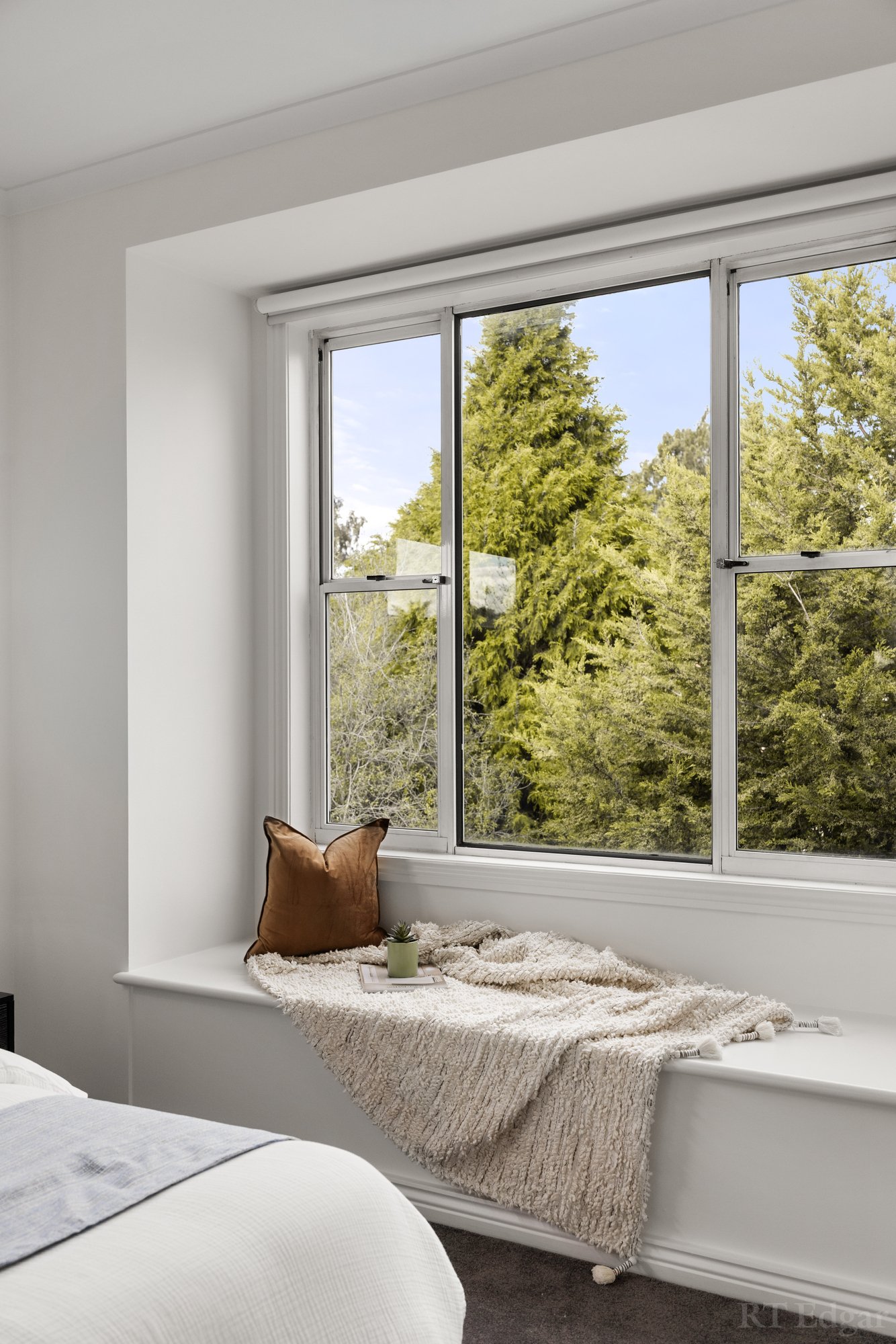 Real Estate and Property in 9 Grace Court, Kew, VIC