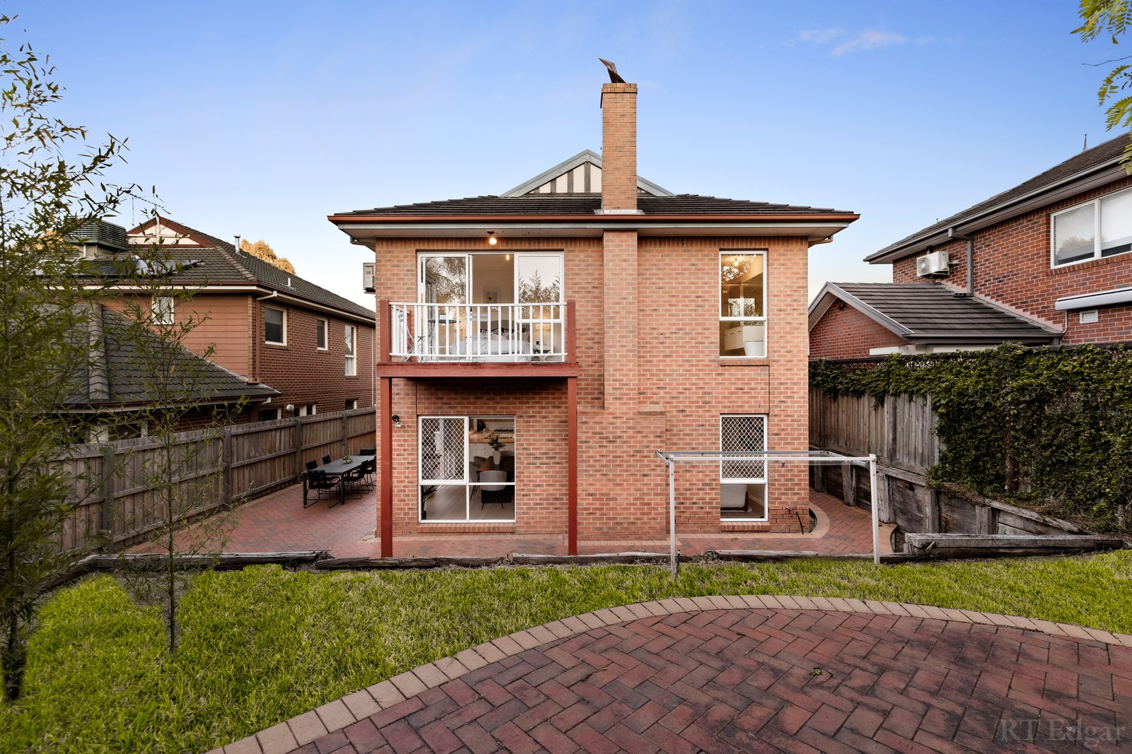 Real Estate and Property in 9 Grace Court, Kew, VIC