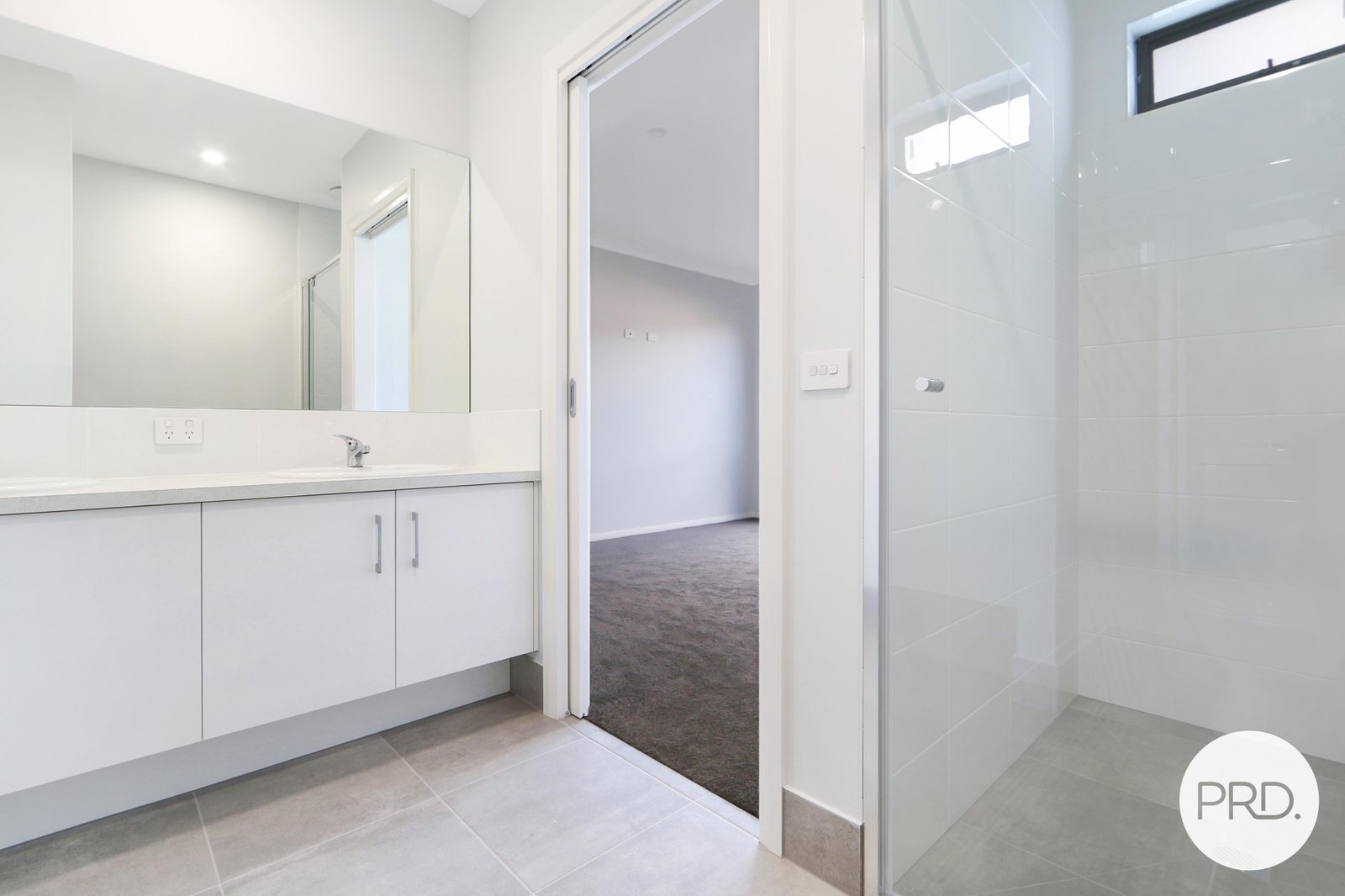 9 Grammar Drive LAVINGTON 6
