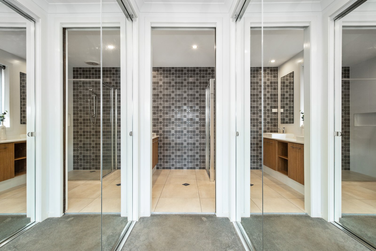 9 Grand Parade RUTHERFORD 20