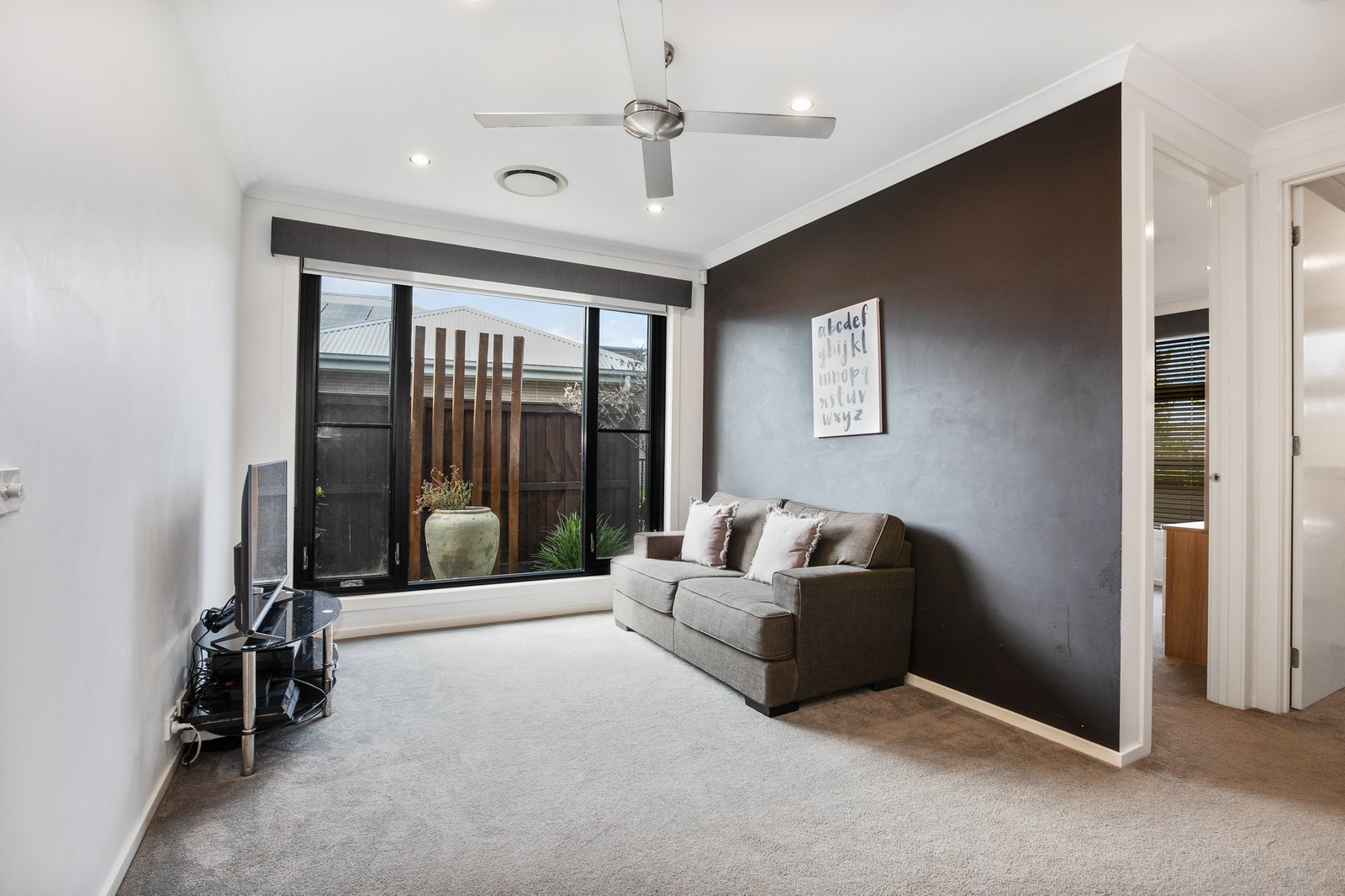 9 Grand Parade RUTHERFORD 22