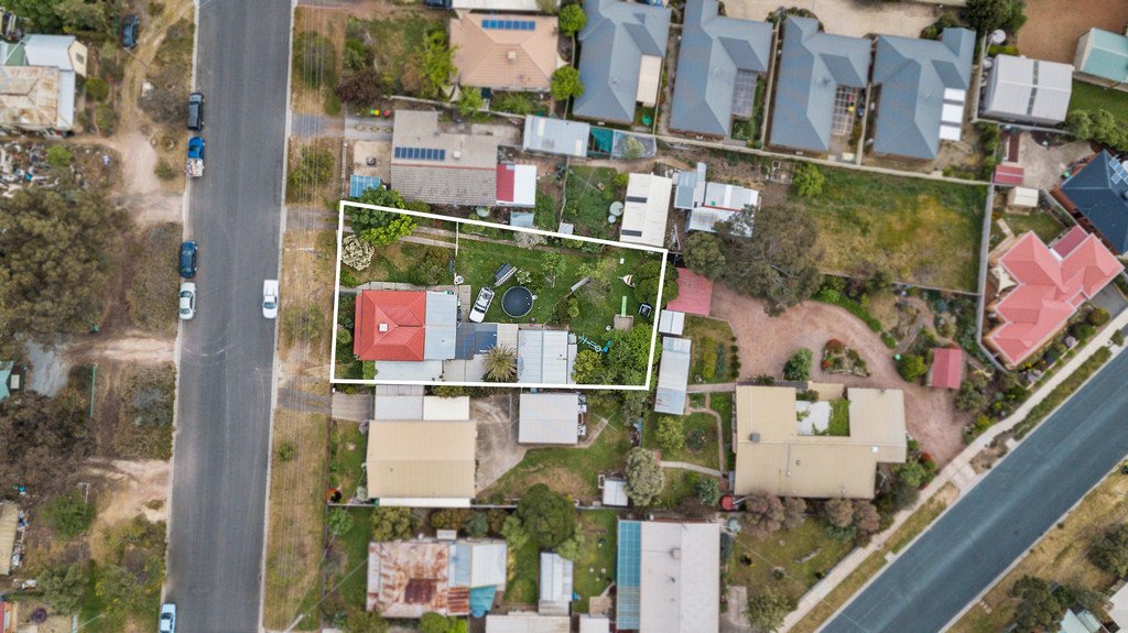 9 Green Street CALIFORNIA GULLY 11
