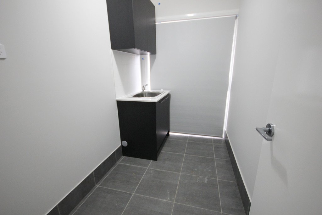 9 Greenhouse Street AUSTRAL 10