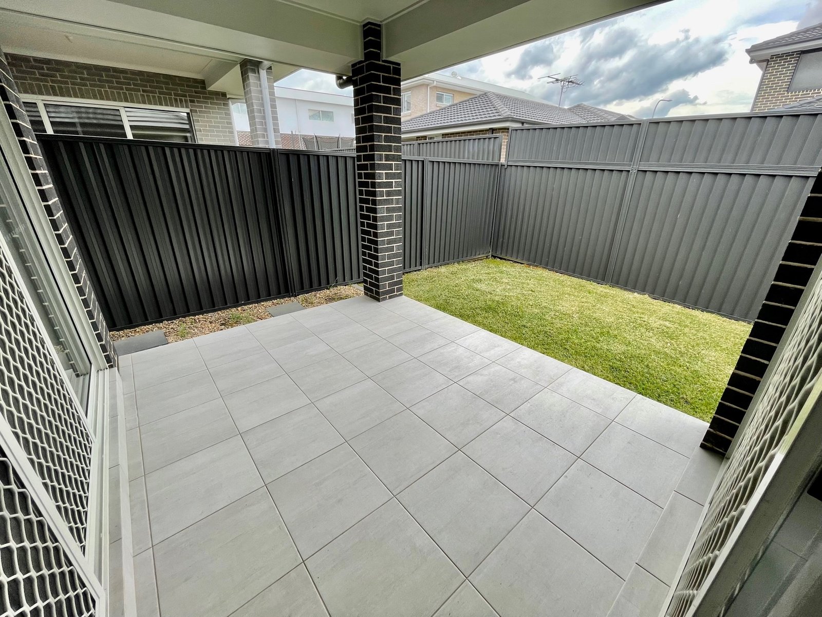 9 Greenhouse Street AUSTRAL 10