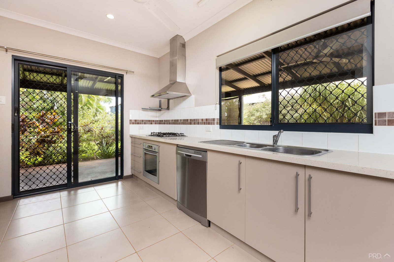 9 Greenshank Drive DJUGUN 1