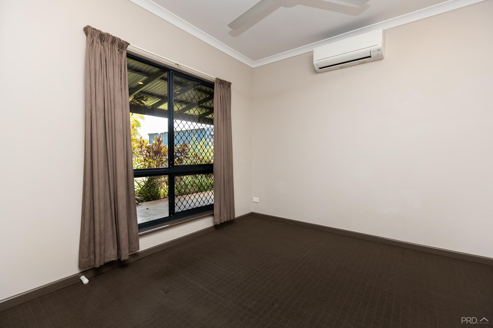 9 Greenshank Drive DJUGUN 21