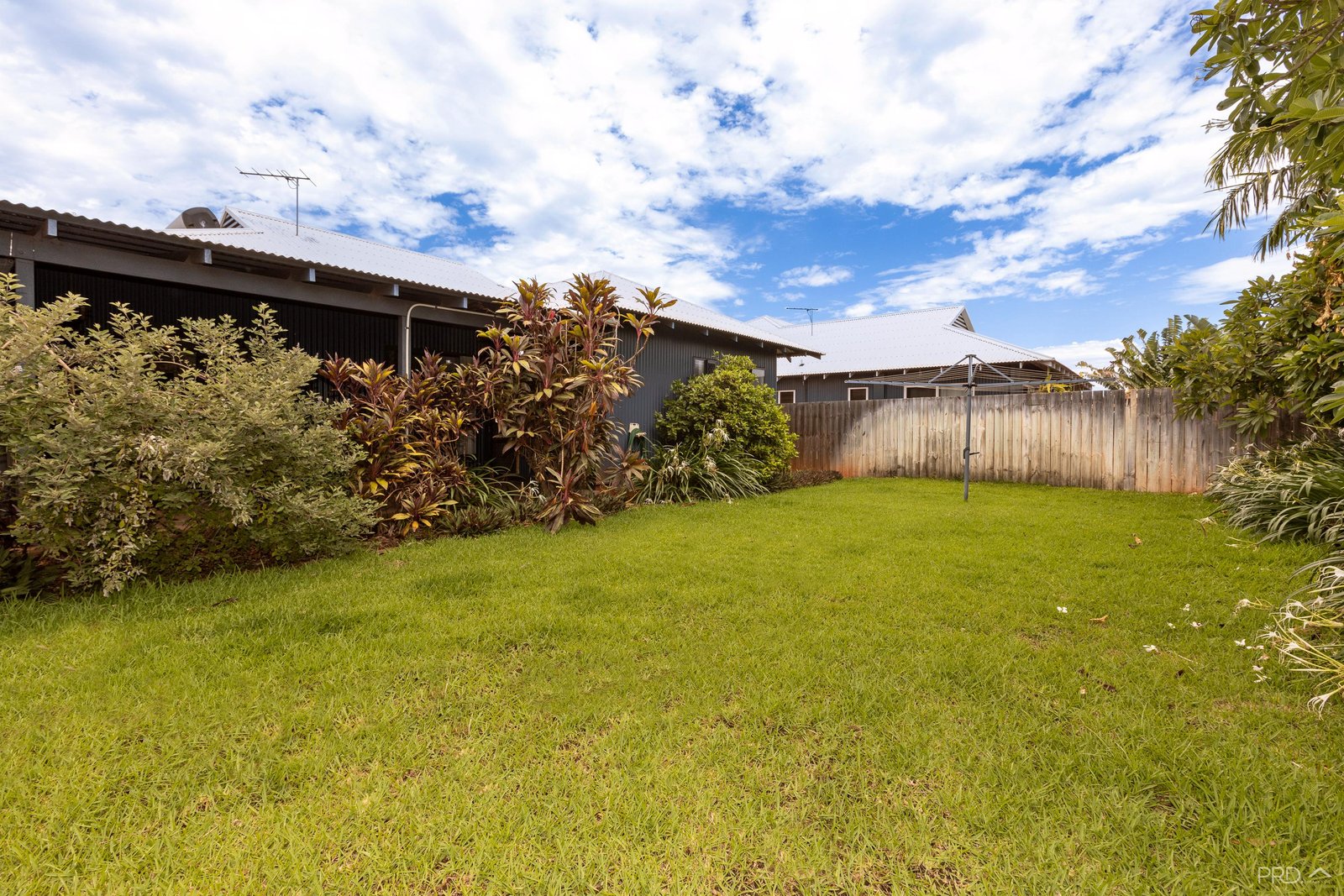 9 Greenshank Drive DJUGUN 25