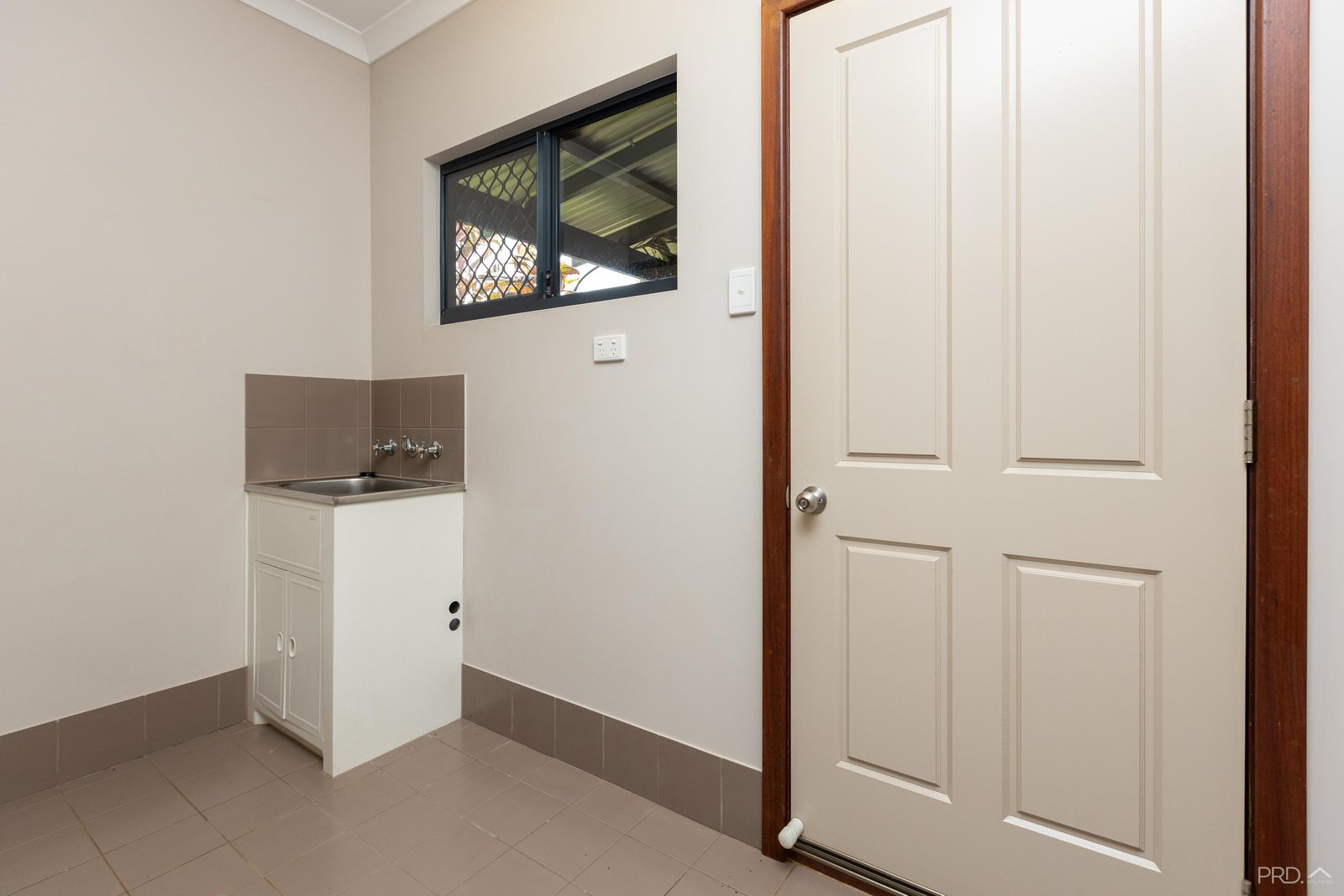 9 Greenshank Drive DJUGUN 29