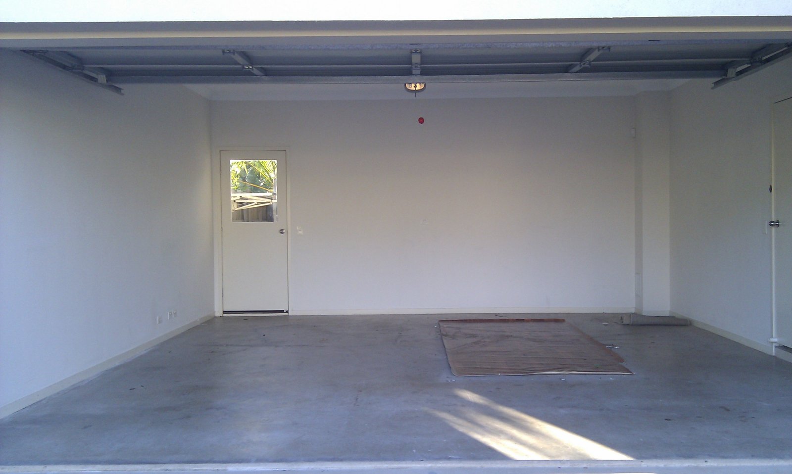 9 Greenwich Drive CARSELDINE 13