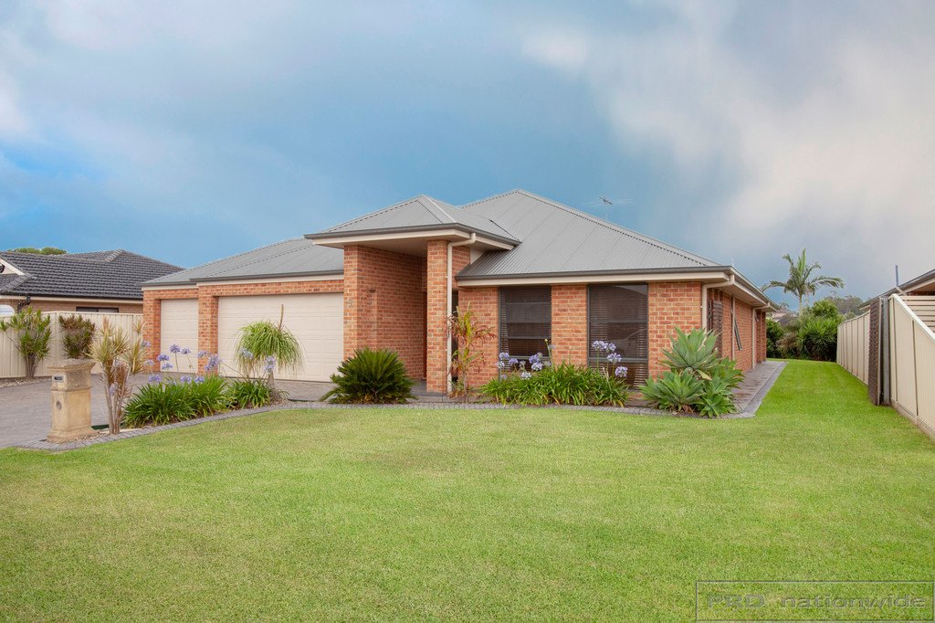 9 Greenwood Grove RUTHERFORD 2