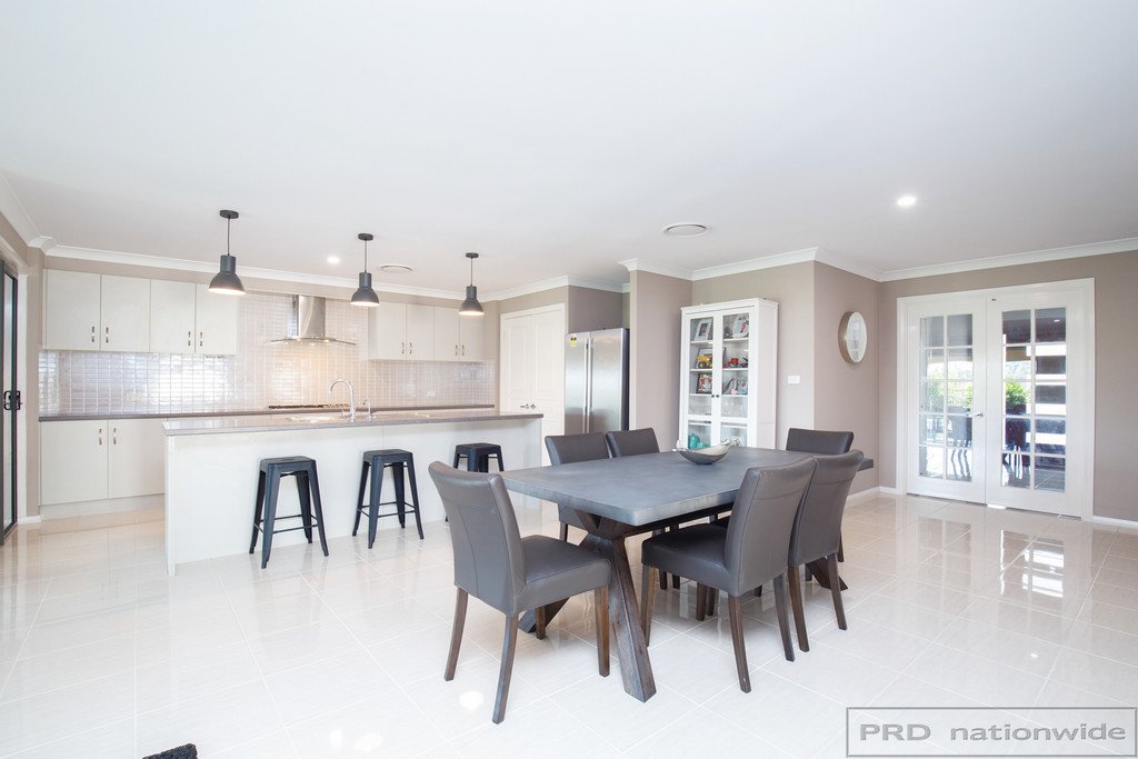 9 Greenwood Grove RUTHERFORD 5