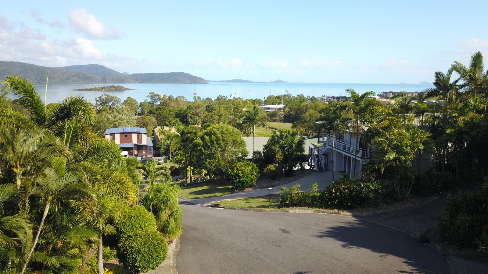 9 Gregory Court CANNONVALE 1