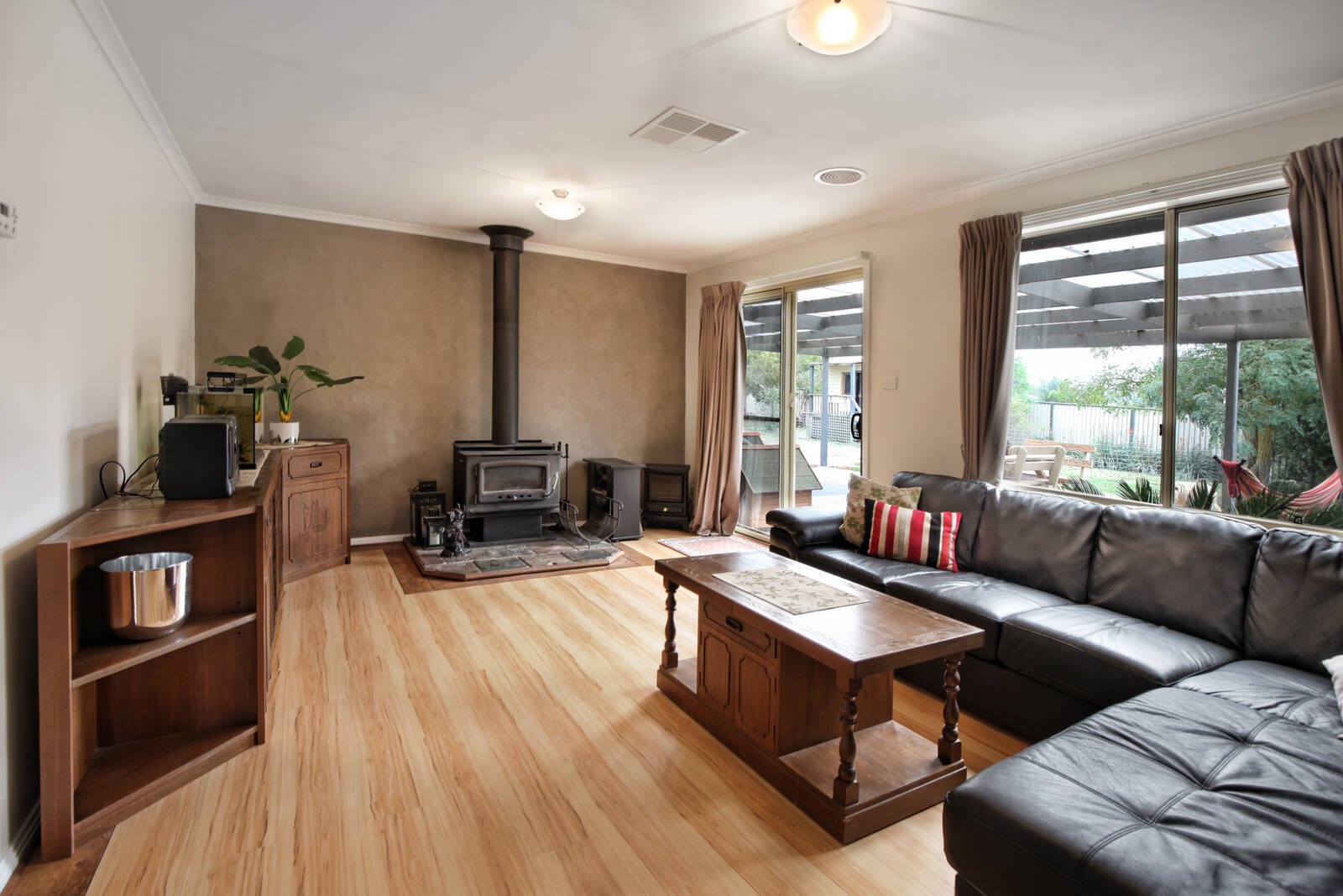 Real Estate and Property in 9 Gwen Place, Lancefield, VIC