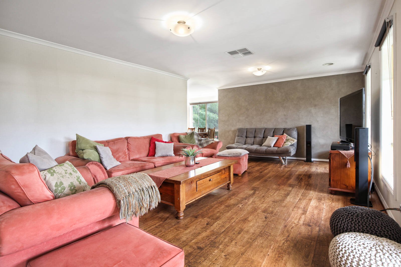 Real Estate and Property in 9 Gwen Place, Lancefield, VIC