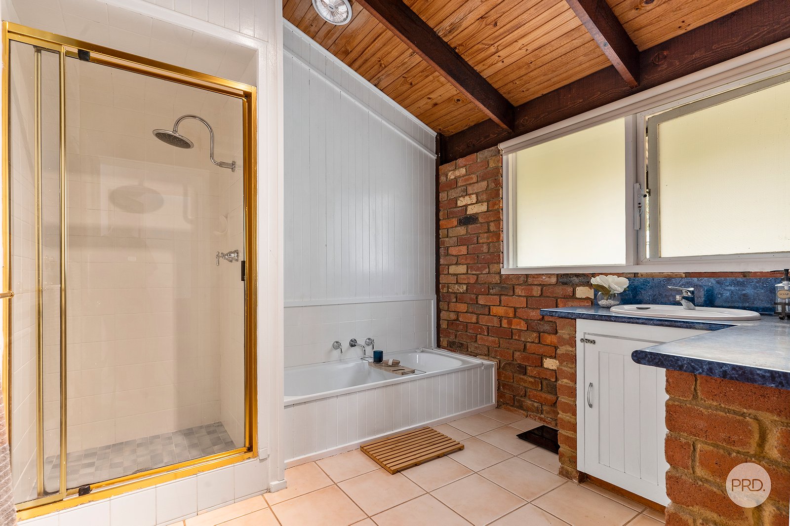 9 Hakea Road HUNTLY 13