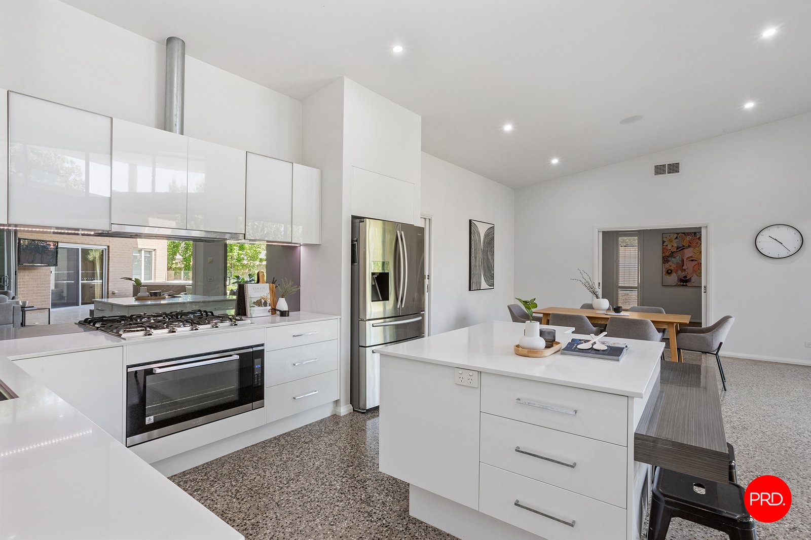 9 Hanover Place STRATHFIELDSAYE 11