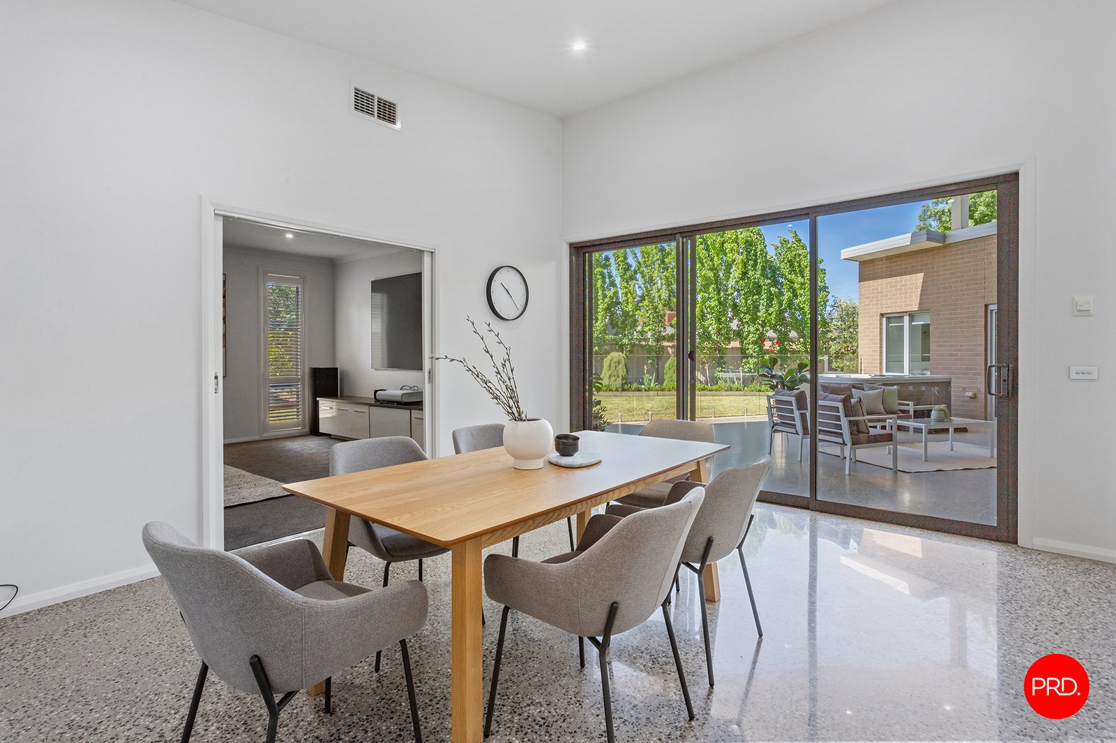 9 Hanover Place STRATHFIELDSAYE 14