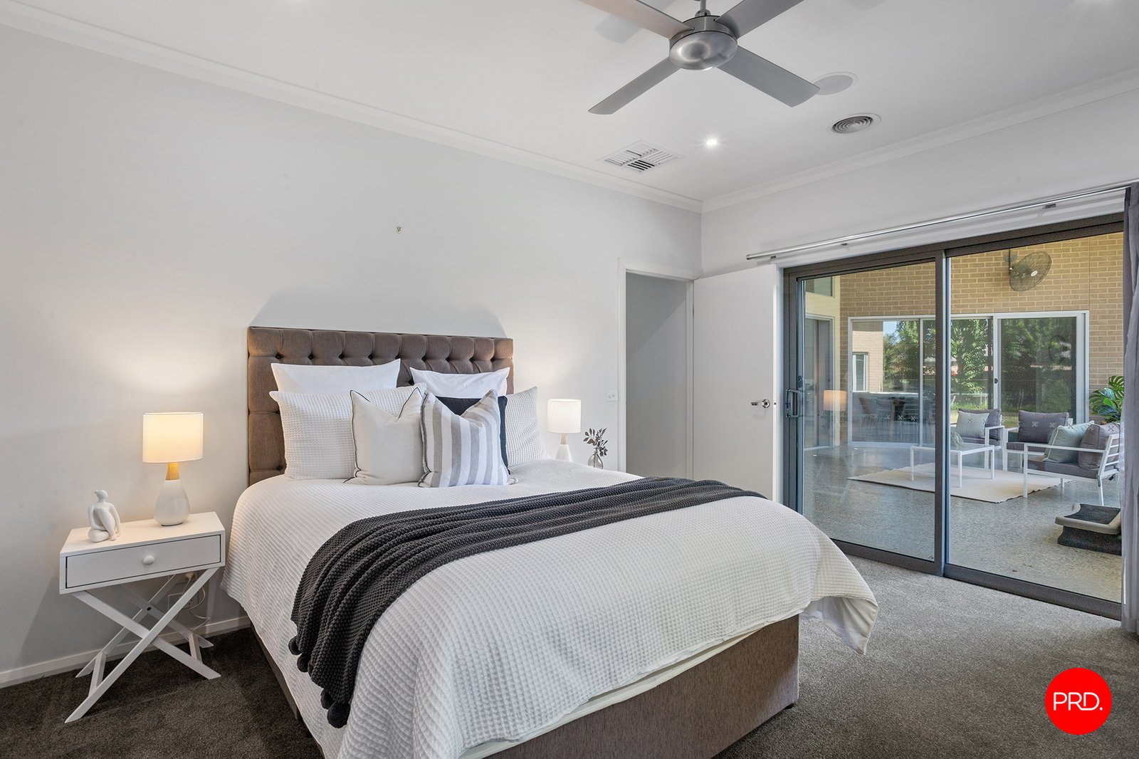 9 Hanover Place STRATHFIELDSAYE 16