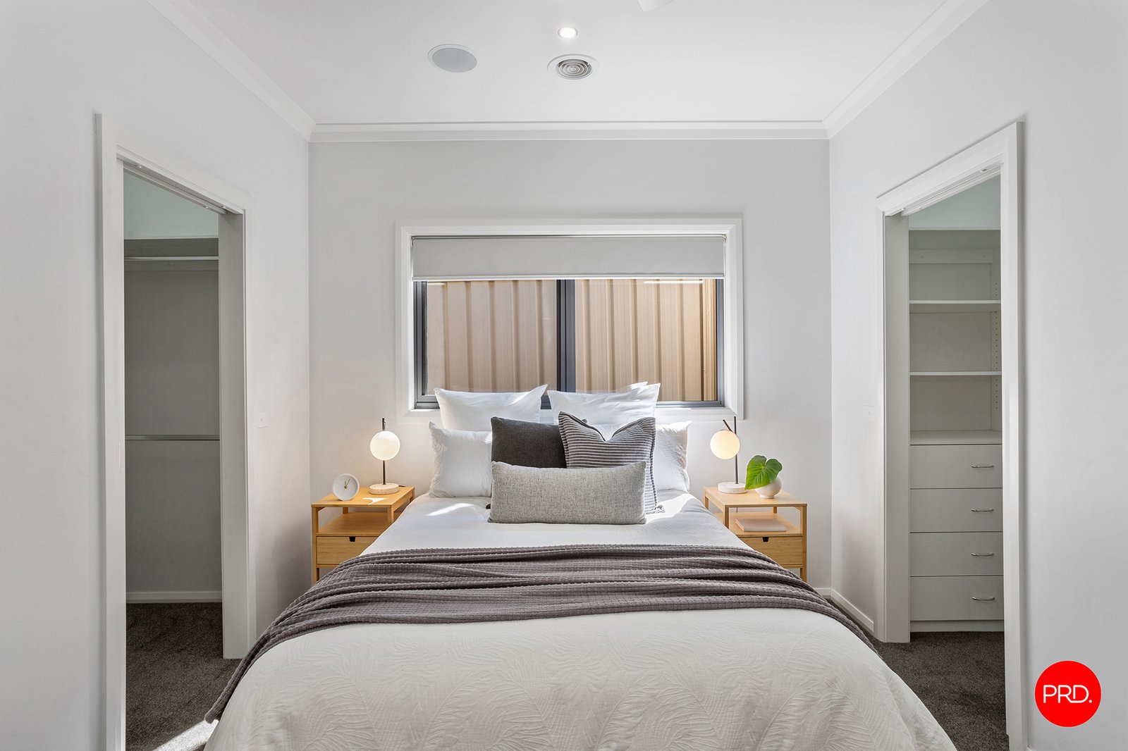 9 Hanover Place STRATHFIELDSAYE 21