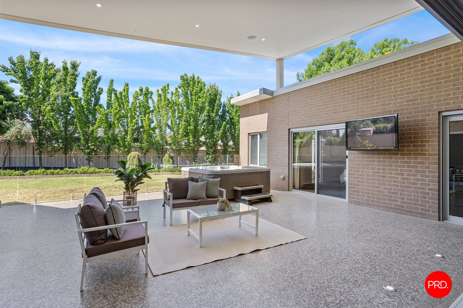 9 Hanover Place STRATHFIELDSAYE 27