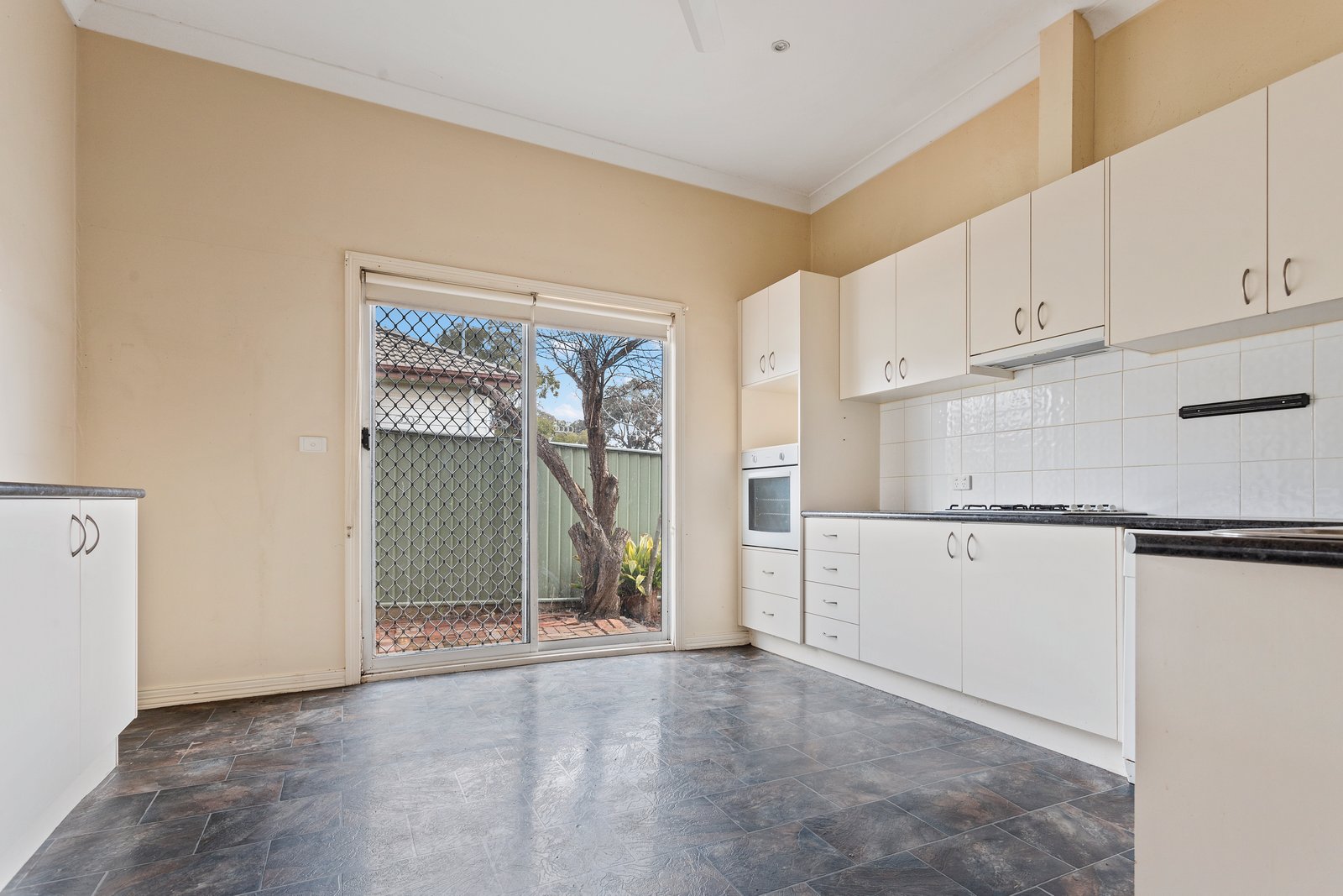 9 Havilah Road LONG GULLY 4