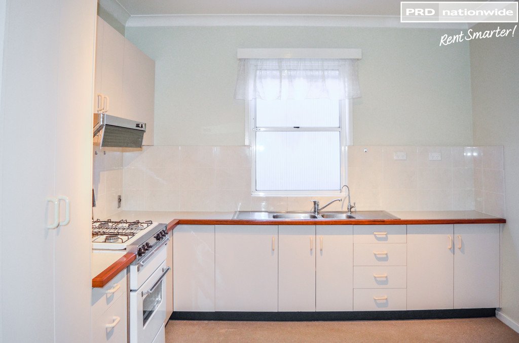 9 Heath Street TURVEY PARK 7