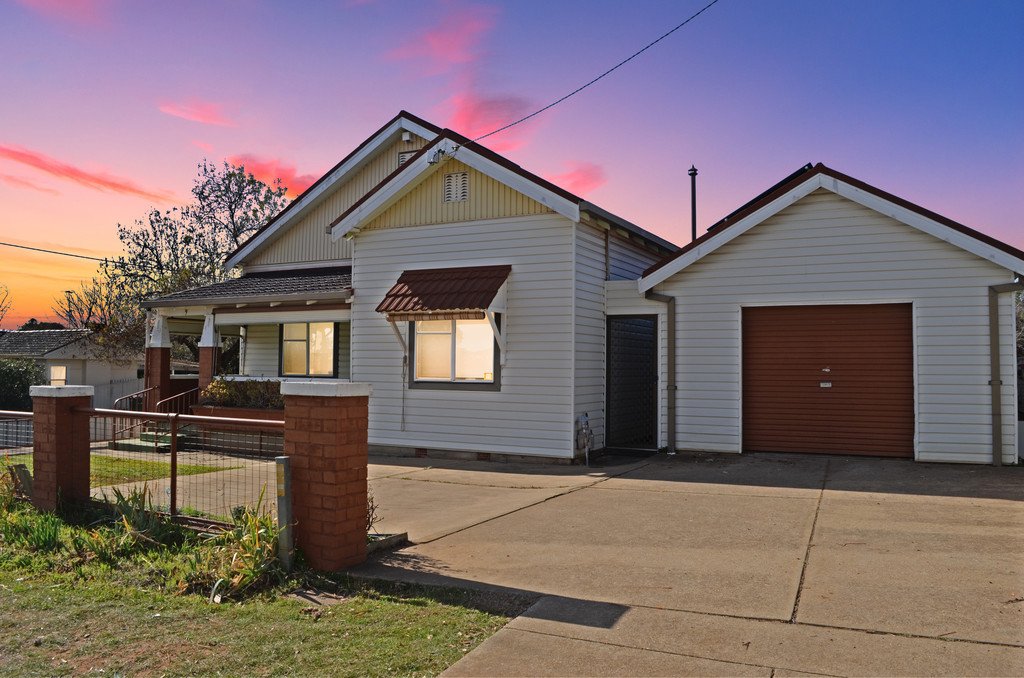 9 Heath Street TURVEY PARK 1