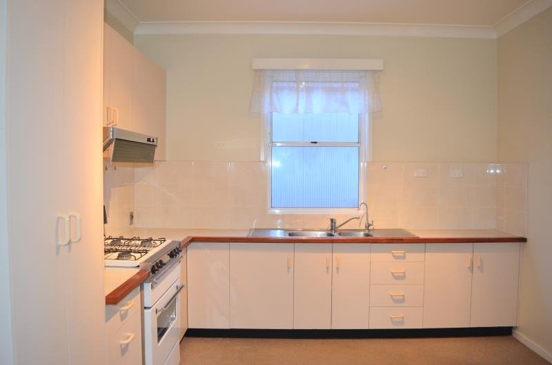 9 Heath Street TURVEY PARK 4