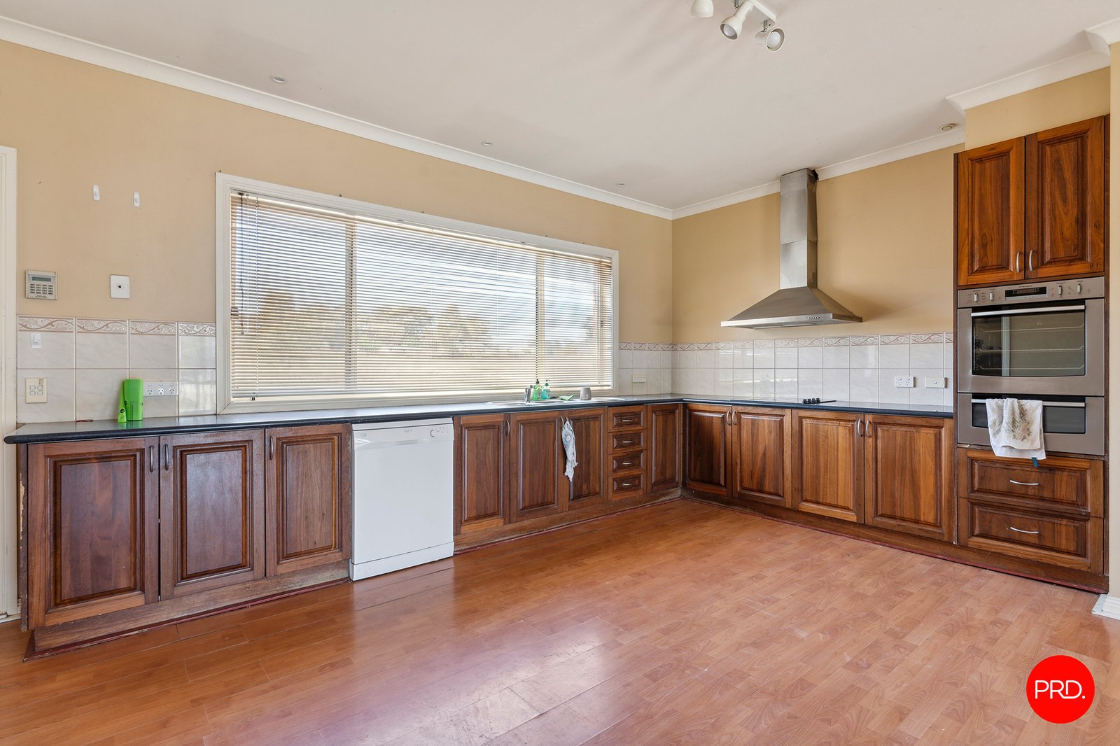 9 Hehir Street HUNTLY 4