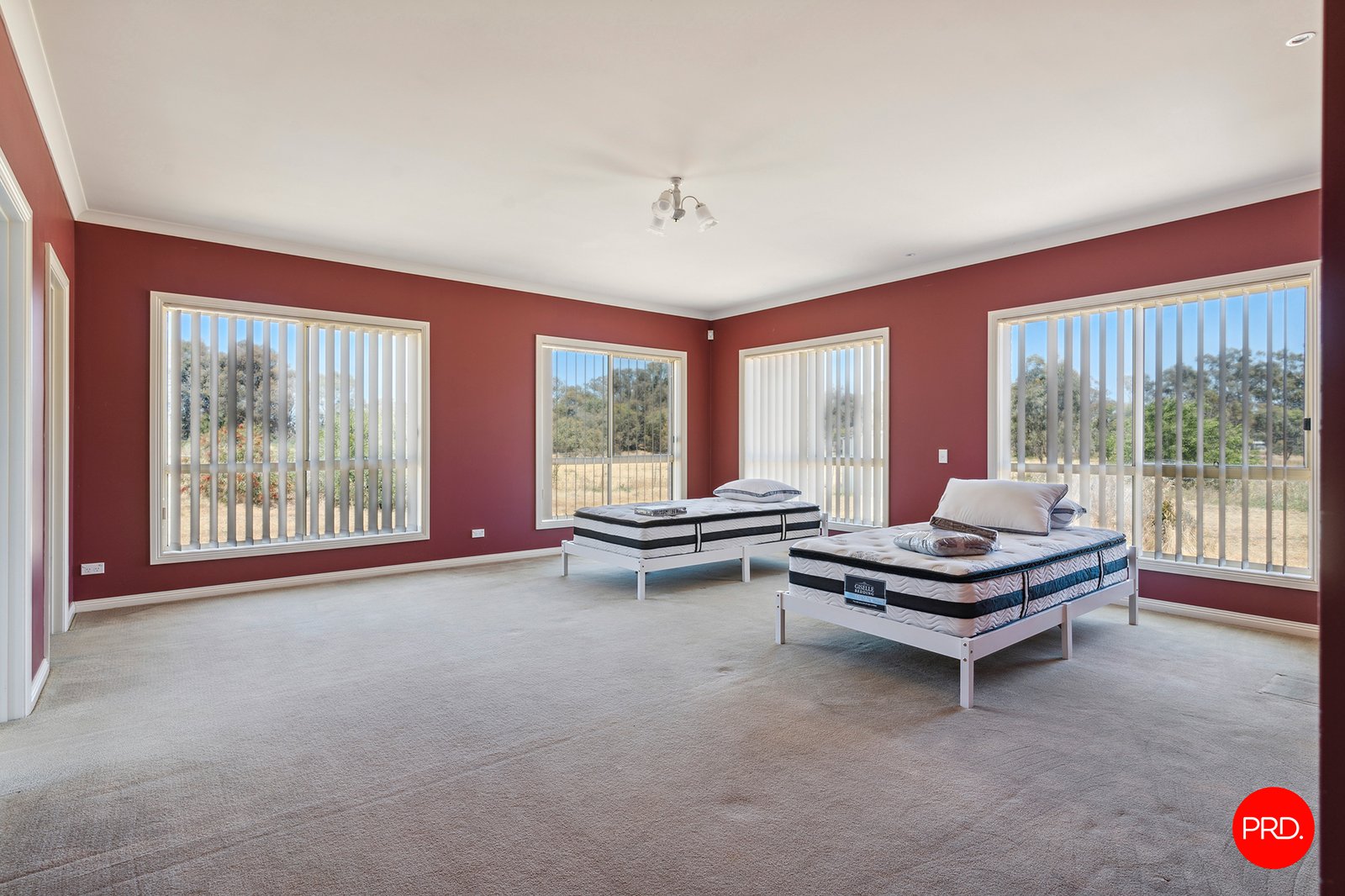 9 Hehir Street HUNTLY 8